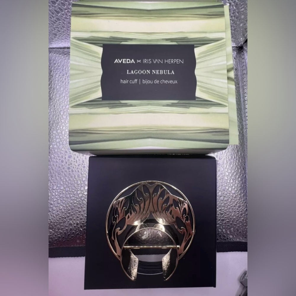 Aveda lagoon nebula hair cuff new